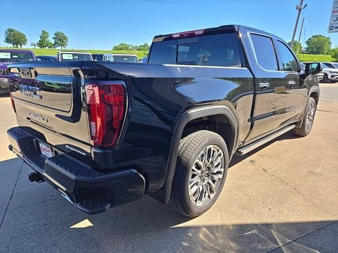 Used 2026 GMC Sierra 1500 Denali Ultimate AWD/4WD image 13