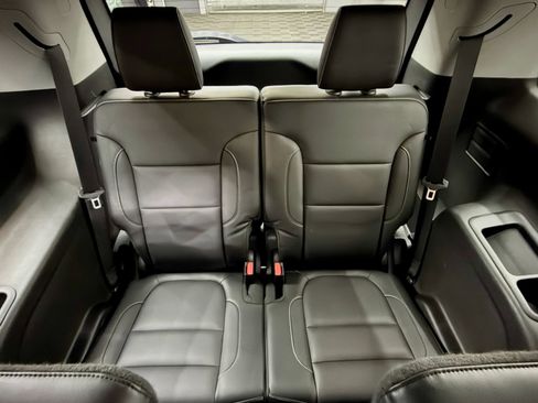 Used 2019 GMC Acadia SLT image 13