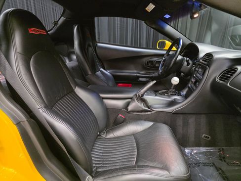 Used 2003 Chevrolet Corvette Z06 w/ Memory Package, 3 Drivers RWD image 30