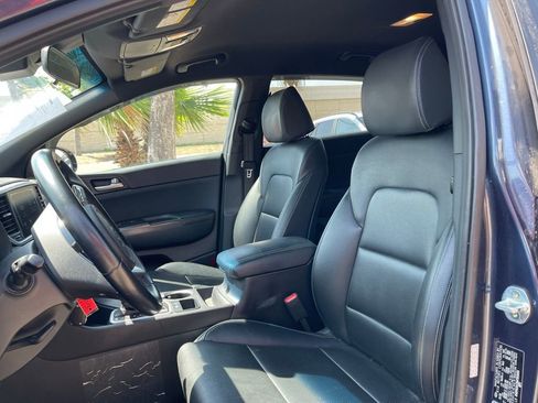 Used 2021 Kia Sportage S image 17