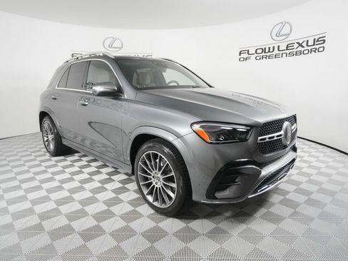 Used 2026 Mercedes-Benz GLE 450 4MATIC image 3