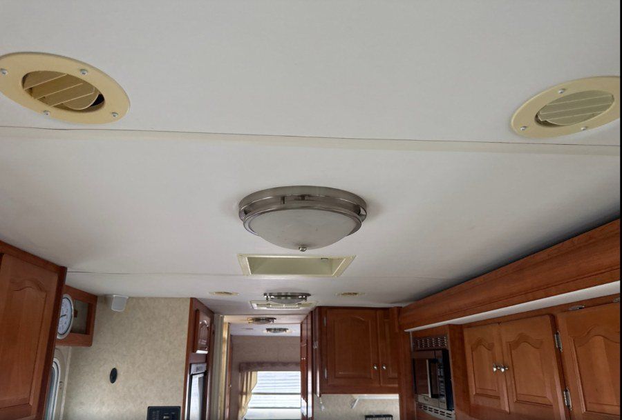 Used 2006 Ford E-450 and Econoline 450 RWD image 48