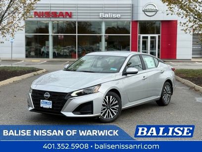 New 2025 Nissan Altima 2.5 SV w/ SV Premium Package