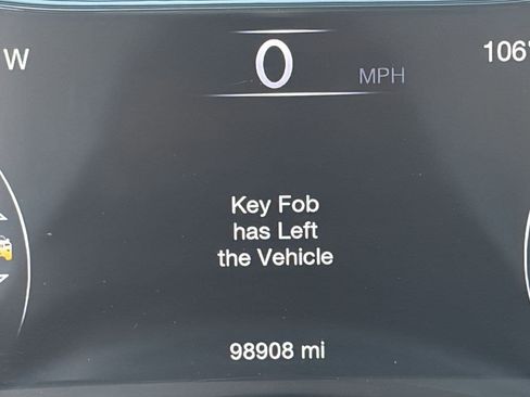 Used 2017 Jeep Grand Cherokee Overland RWD image 32