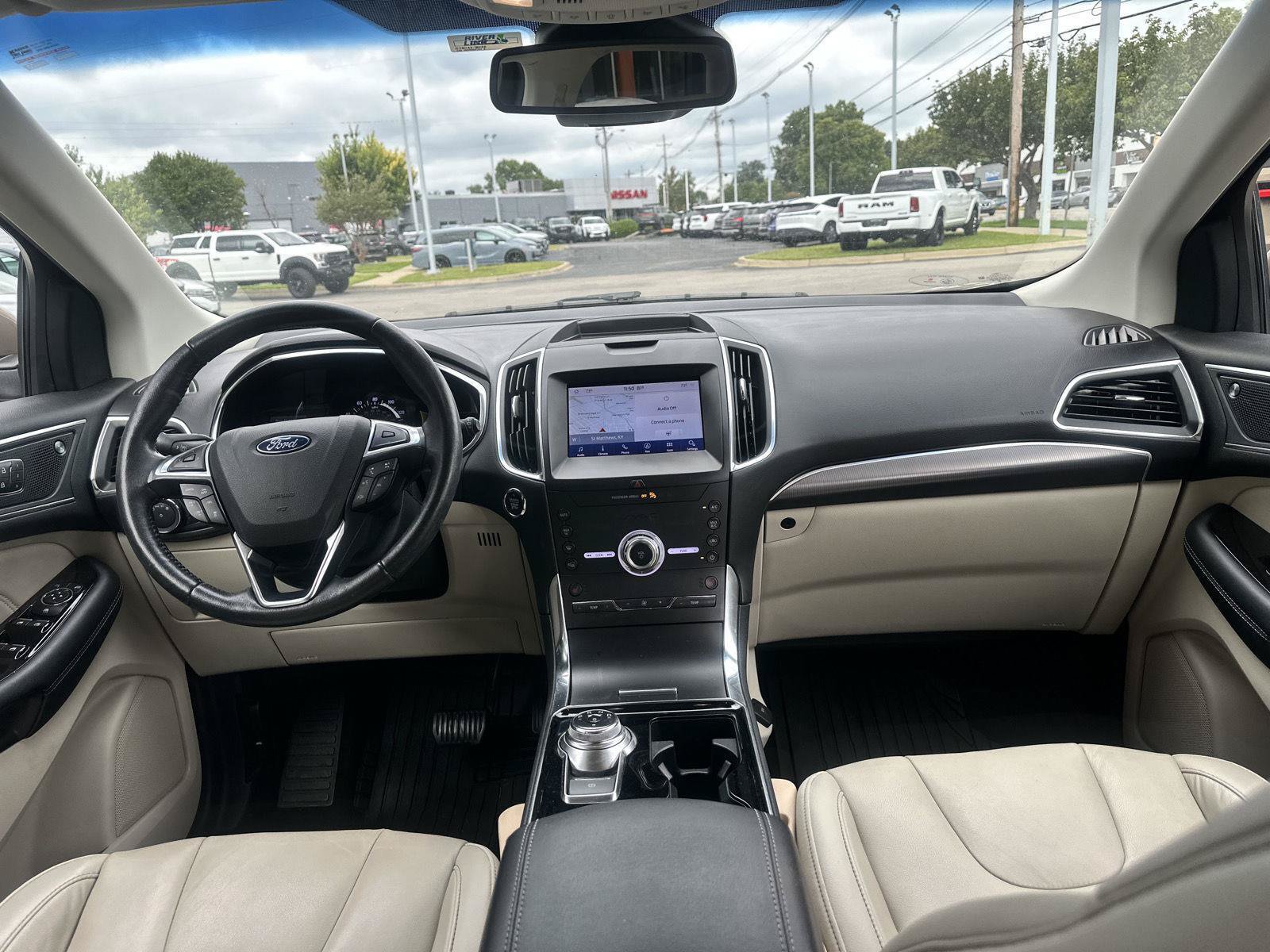 Used 2020 Ford Edge Titanium FWD image 13