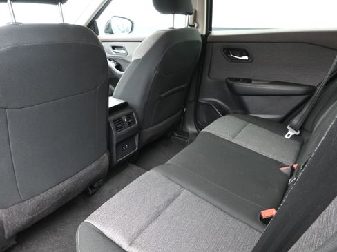 Used 2023 Nissan Rogue SV image 21