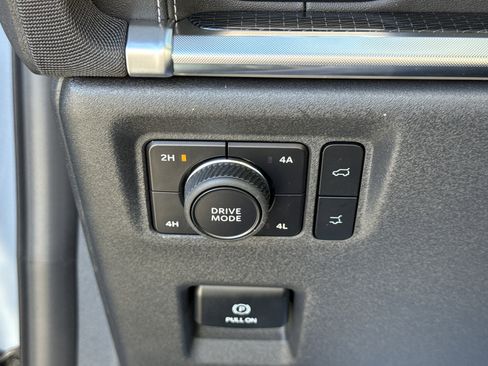 New 2026 Ford Expedition Max Platinum image 24