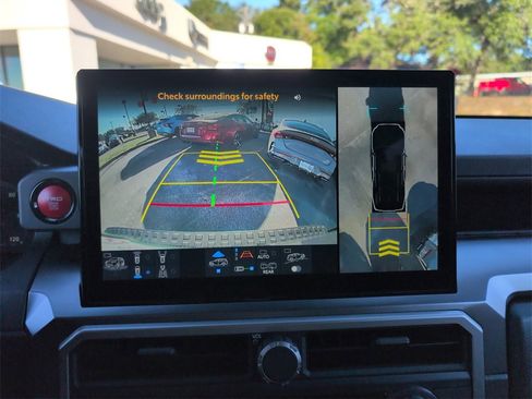 Used 2025 Toyota 4Runner TRD Off-Road Premium image 22