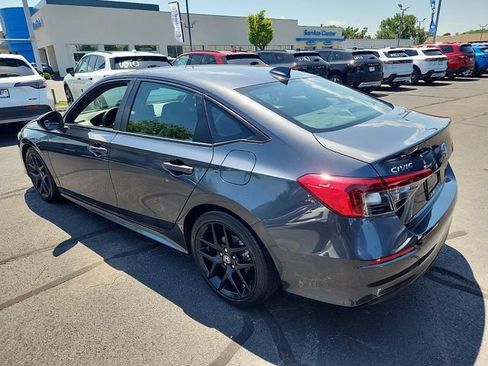 Used 2024 Honda Civic Sport image 4