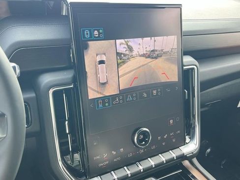 New 2026 GMC Yukon XL Denali w/ Denali Reserve Package RWD image 19