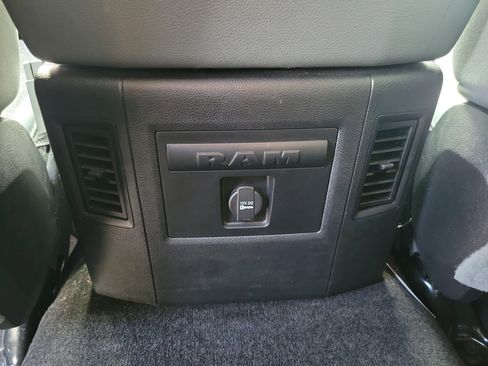 Used 2015 RAM 1500 Big Horn image 13