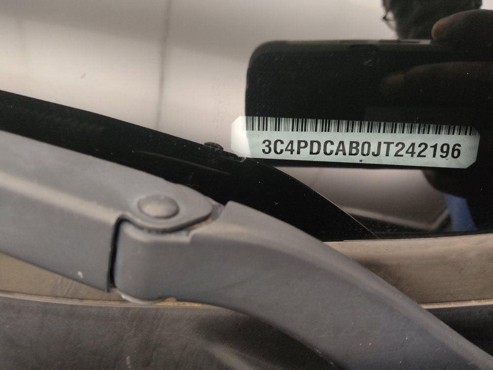 Used 2018 Dodge Journey SE FWD image 33