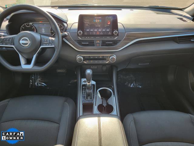 Used 2024 Nissan Altima 2.5 SV FWD image 11