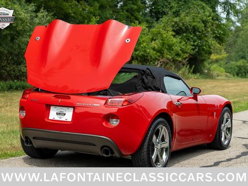 Used 2007 Pontiac Solstice GXP w/ Premium Package RWD image 28