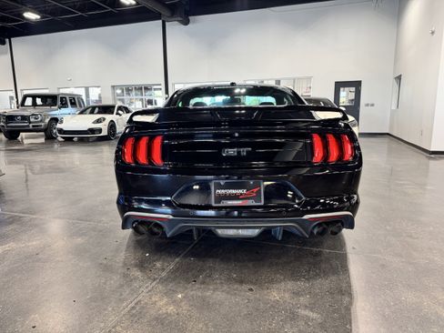 Used 2020 Ford Mustang GT Premium w/ GT Performance Package RWD image 4