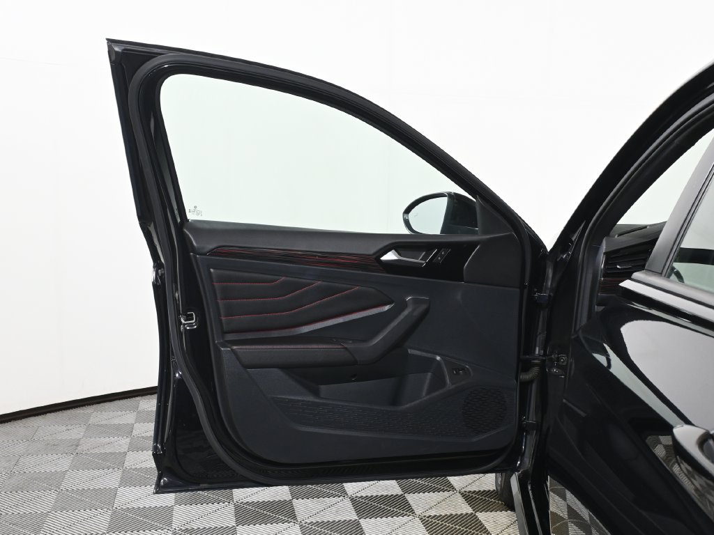 Used 2023 Volkswagen Jetta GLI Autobahn FWD image 29