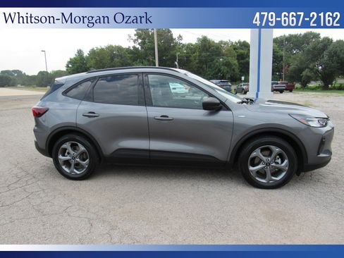 Used 2025 Ford Escape ST-Line FWD image 19