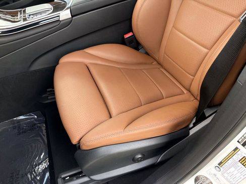 Certified 2022 Mercedes-Benz GLC 300 image 20
