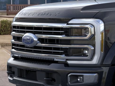 New 2026 Ford F450 Platinum w/ Platinum Plus Package AWD/4WD image 17