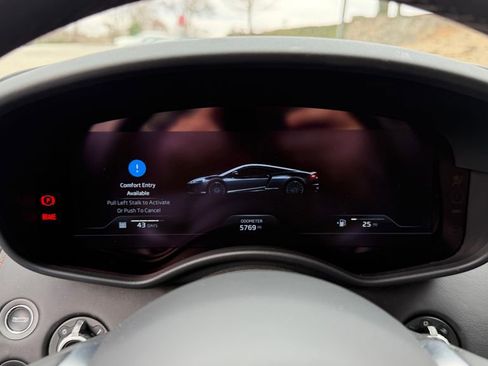 Used 2021 McLaren GT image 15