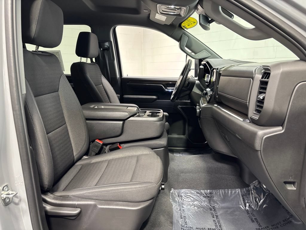 Used 2024 Chevrolet Silverado 2500 LT w/ All Star Edition AWD/4WD image 10