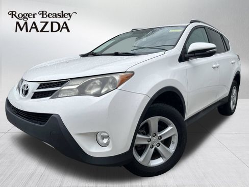 Used 2014 Toyota RAV4 XLE FWD image 1