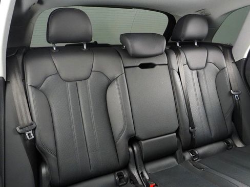 Used 2019 Audi Q5 Premium Plus w/ Premium Plus Package image 16