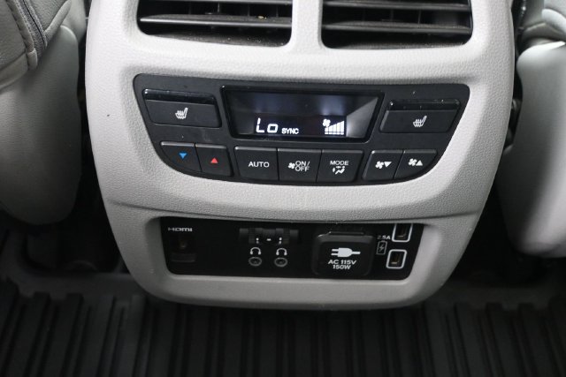 Used 2019 Honda Pilot Touring image 22