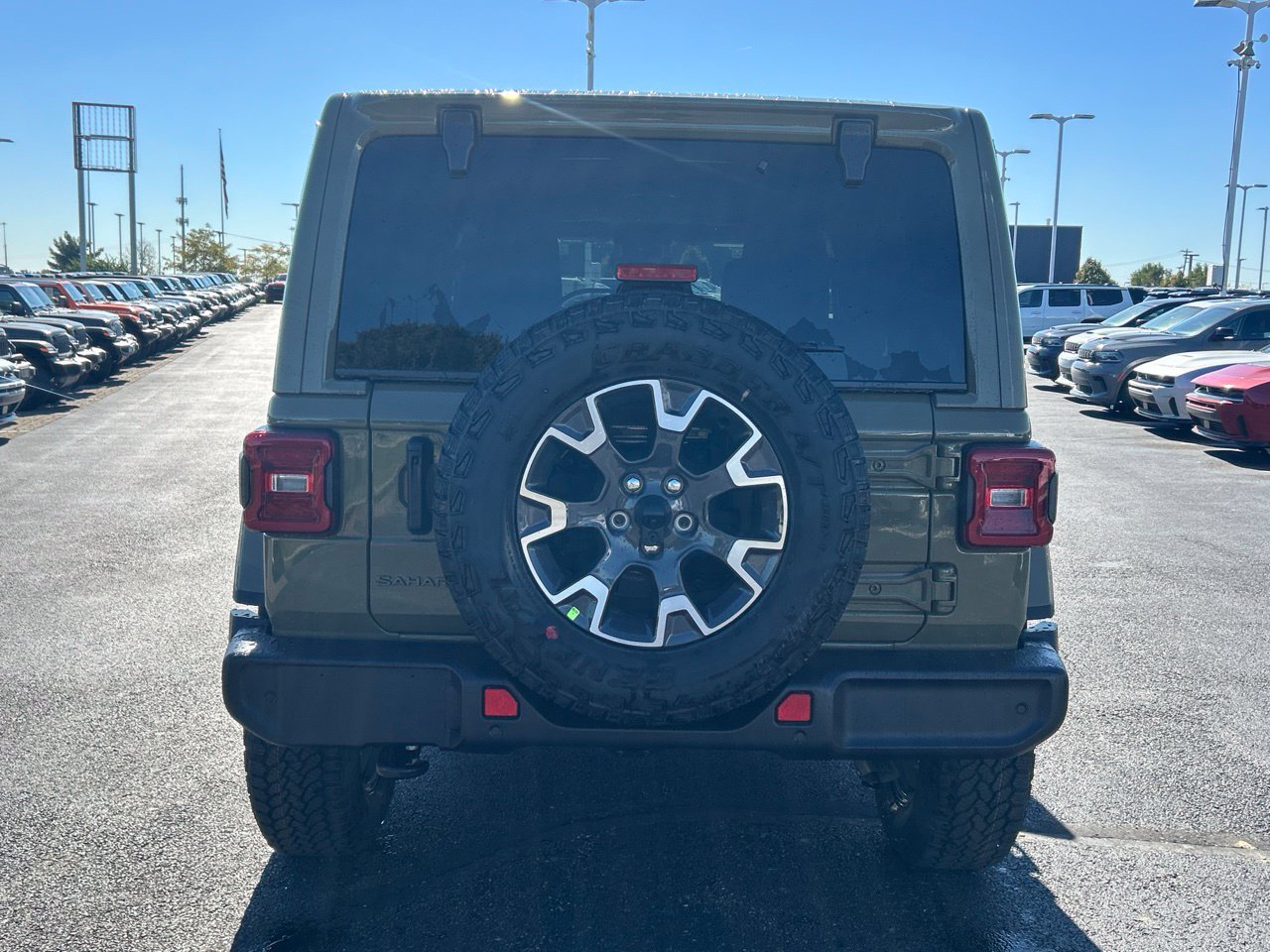 New 2027 Jeep Wrangler Unlimited Sahara AWD/4WD image 4