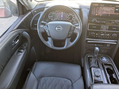 Used 2022 Nissan Armada Platinum w/ Captain's Chairs Package RWD image 18
