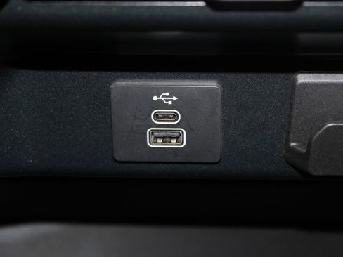 Used 2025 Ford F150 XLT w/ Equipment Group 301A Standard AWD/4WD image 44