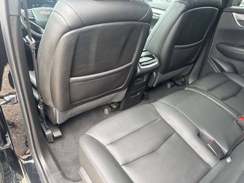 Used 2021 Cadillac XT6 Luxury w/ LPO, Floor Liner Package FWD image 28