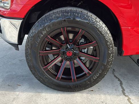 Used 2019 Ford F150 XLT image 10