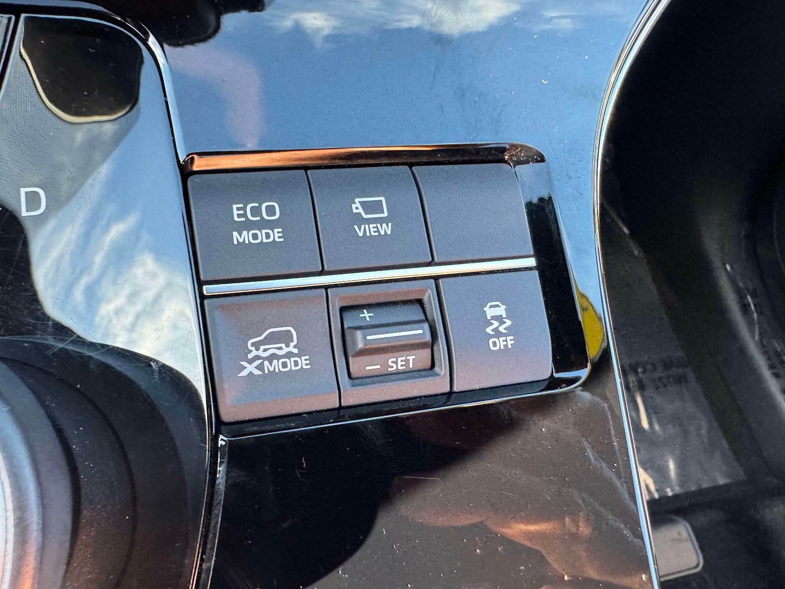Certified 2023 Toyota bZ4X AWD w/ Weather Package image 39