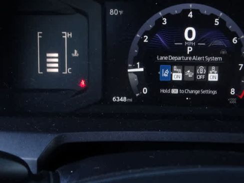 Used 2025 Toyota Tacoma SR5 image 26