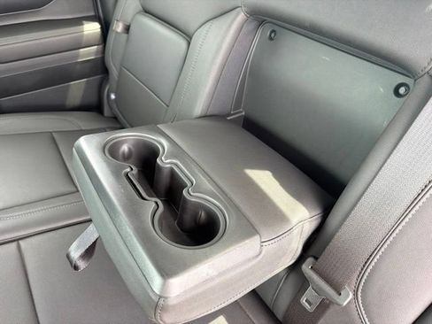 Used 2024 Chevrolet Silverado 2500 LTZ w/ LTZ Convenience Package AWD/4WD image 18