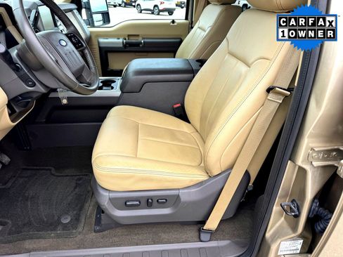 Used 2013 Ford F250 Lariat w/ Chrome Pkg image 12