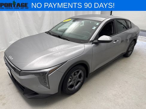 Used 2025 Kia K4 FWD image 5