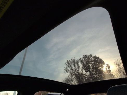 Used 2021 Volkswagen ID.4 1st Edition image 24