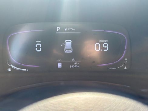 Used 2025 Kia Soul LX w/ LX Technology Package FWD image 38