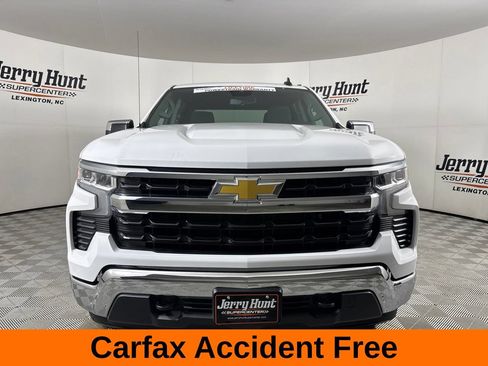 Used 2023 Chevrolet Silverado 1500 LT AWD/4WD image 3