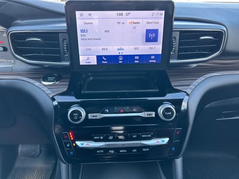 Certified 2023 Ford Explorer Limited image 29