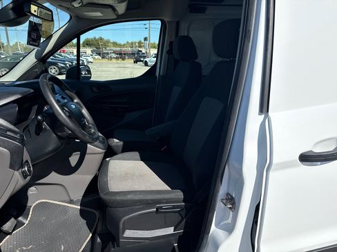 Used 2022 Ford Transit Connect XL image 10
