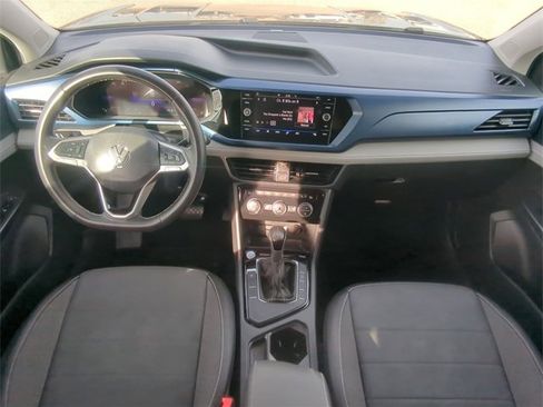 Used 2024 Volkswagen Taos SE image 21