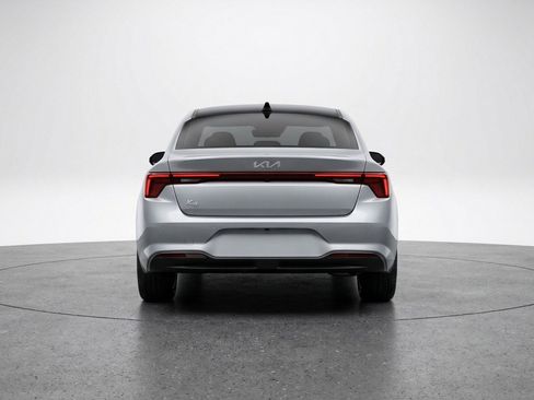 Used 2025 Kia K4 LXS image 7