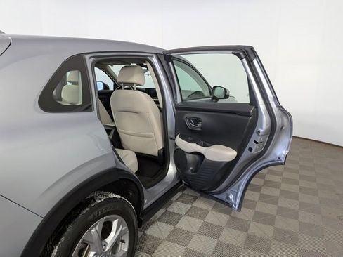 Certified 2023 Honda HR-V LX image 32