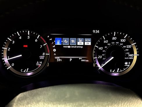 Used 2023 Toyota Highlander XLE FWD image 17