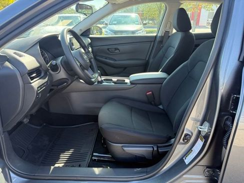 New 2025 Nissan Sentra S image 17