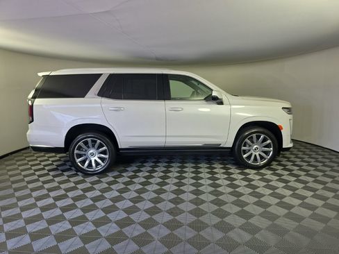 Used 2022 Cadillac Escalade Premium Luxury Platinum AWD/4WD image 6