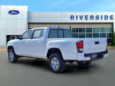 Used 2023 Toyota Tacoma SR image 4